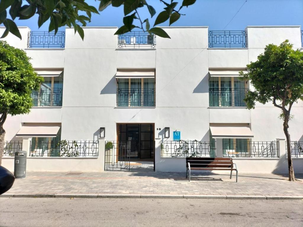 Apartamentos Turisticos La Plaza Chipiona Dış mekan fotoğraf