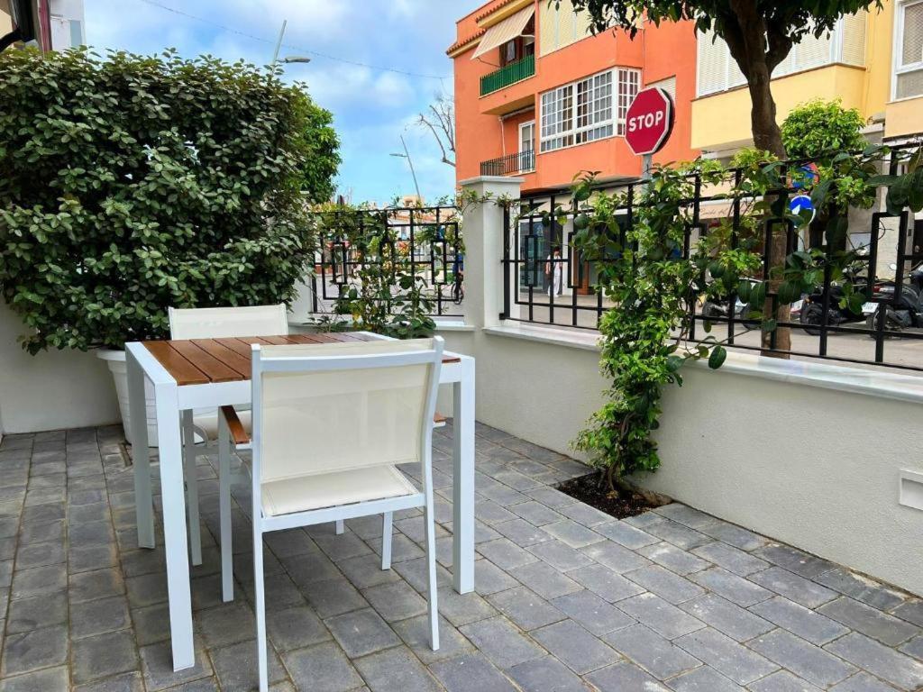 Apartamentos Turisticos La Plaza Chipiona Dış mekan fotoğraf