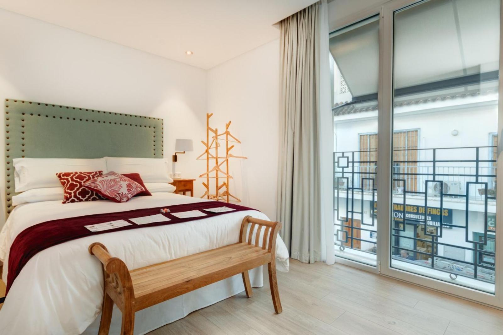 Apartamentos Turisticos La Plaza Chipiona Dış mekan fotoğraf