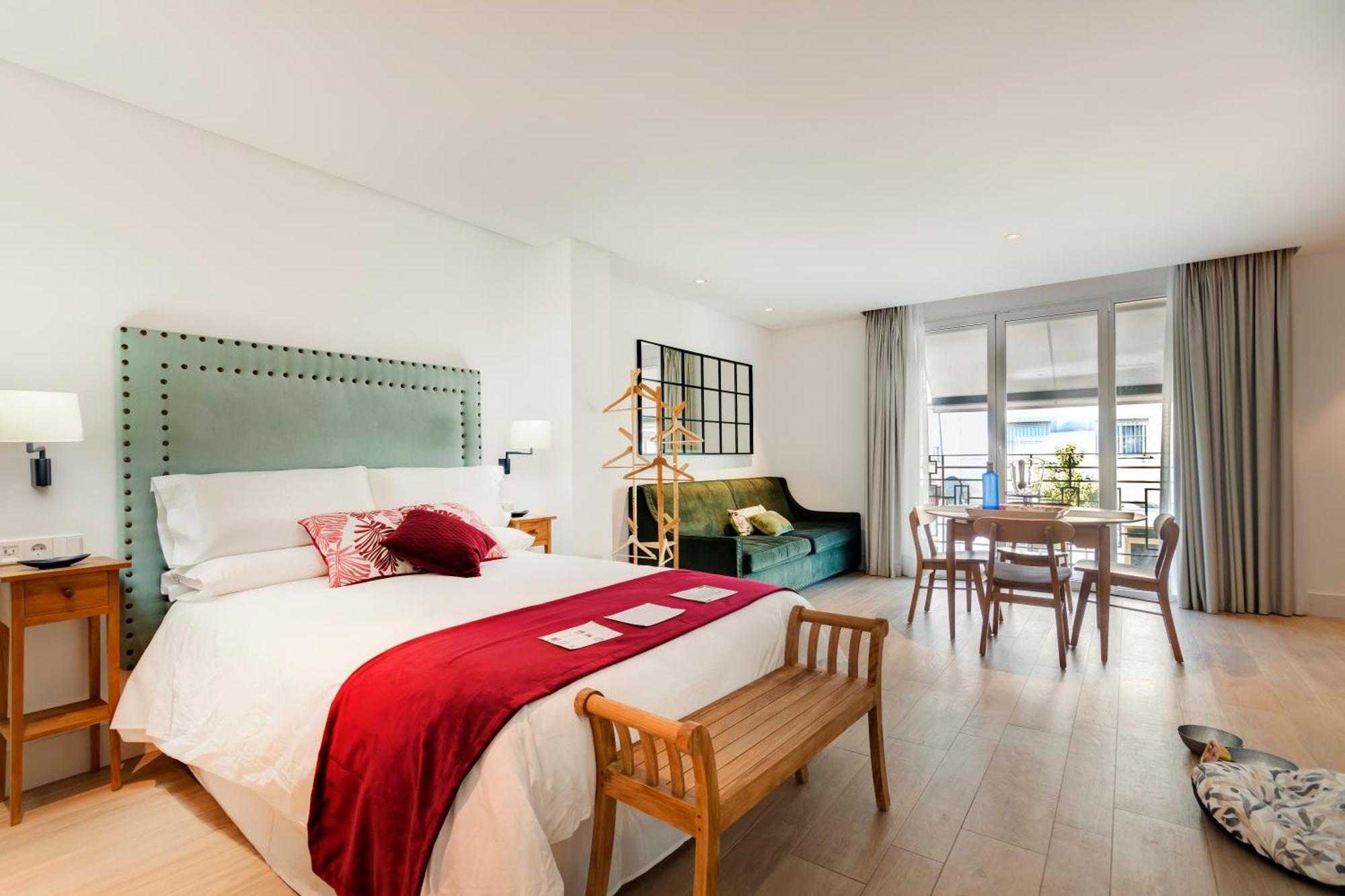 Apartamentos Turisticos La Plaza Chipiona Dış mekan fotoğraf