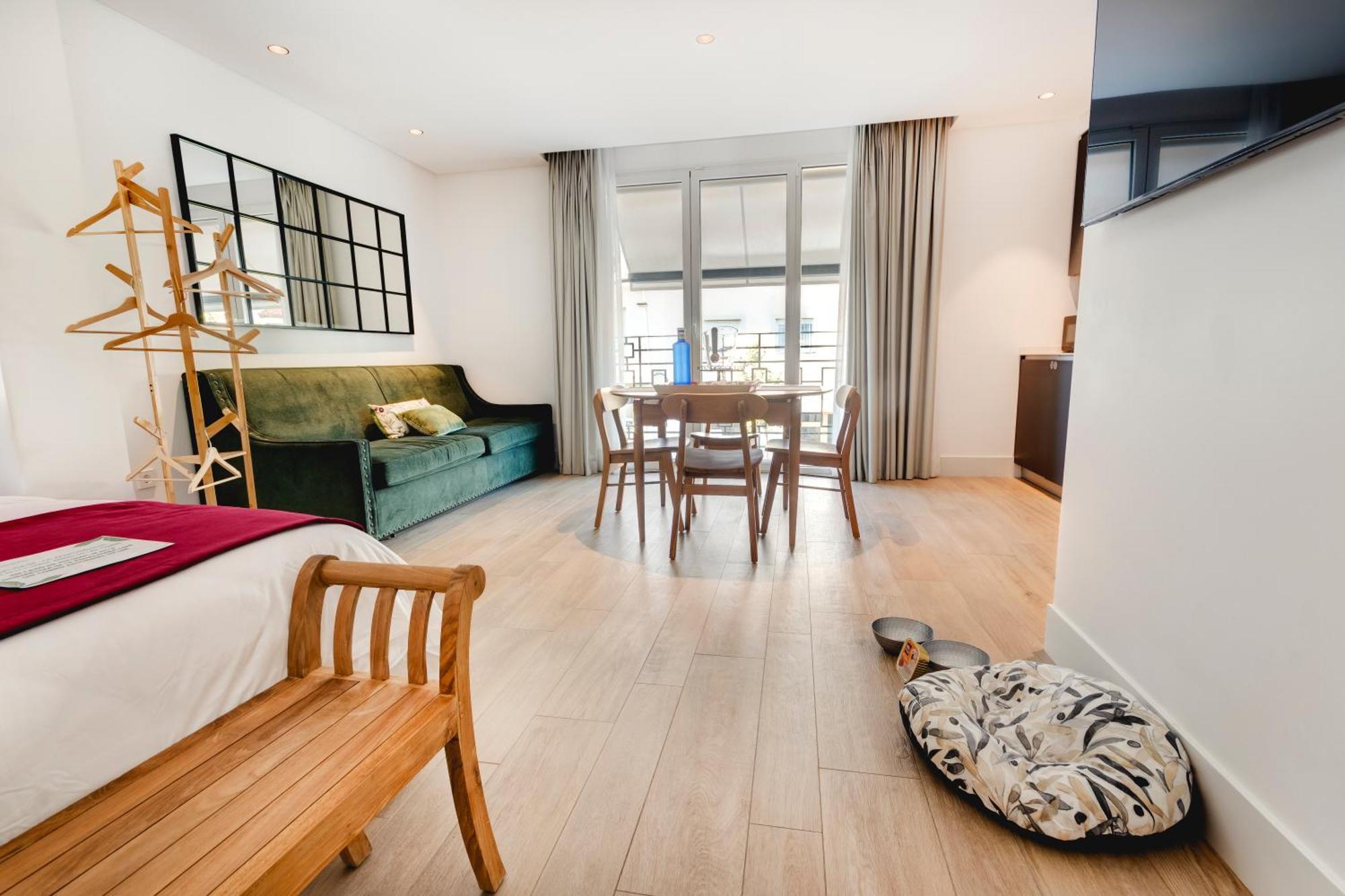 Apartamentos Turisticos La Plaza Chipiona Dış mekan fotoğraf
